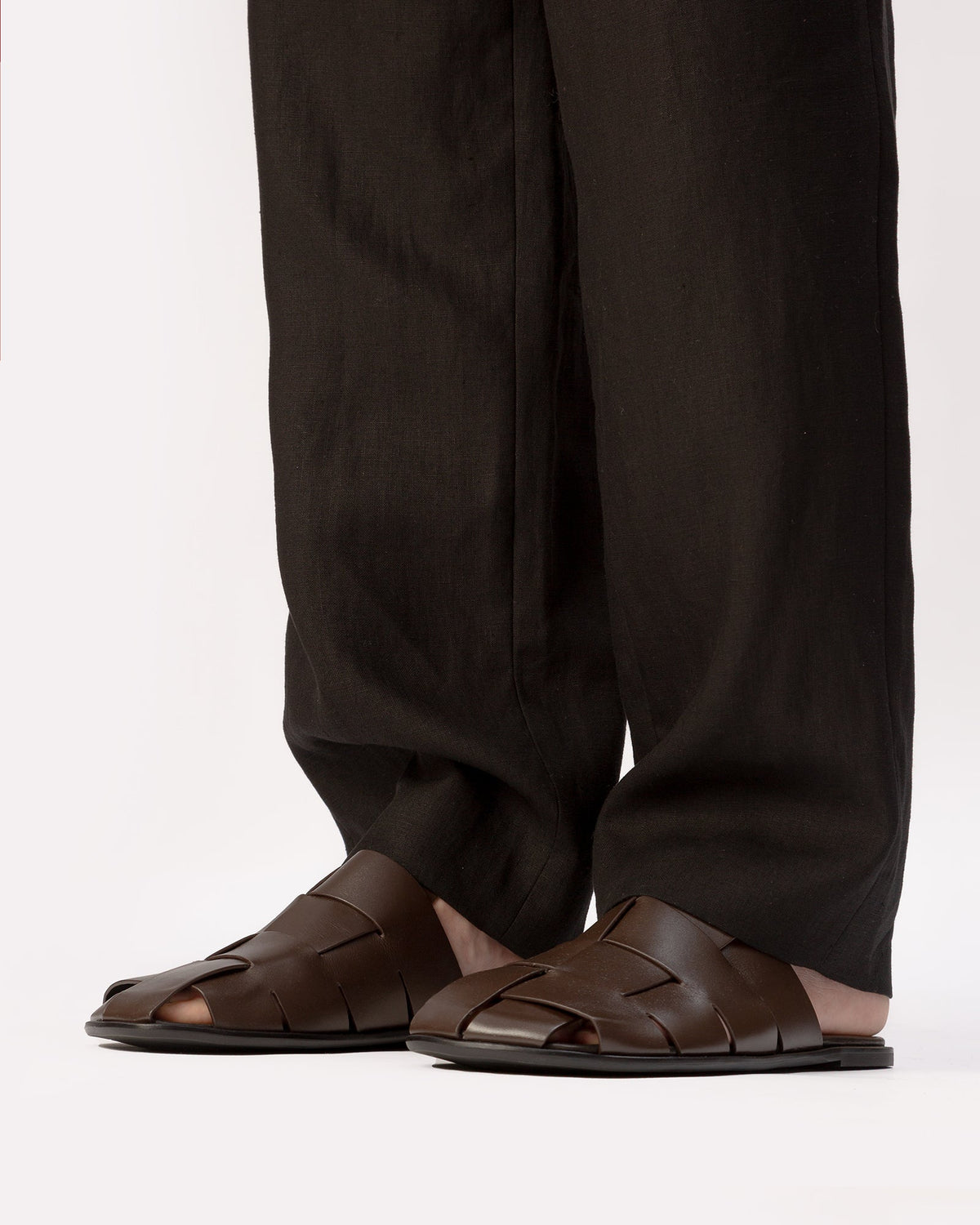 DIRA SLIM SUEDE - Men's Interwoven Mule